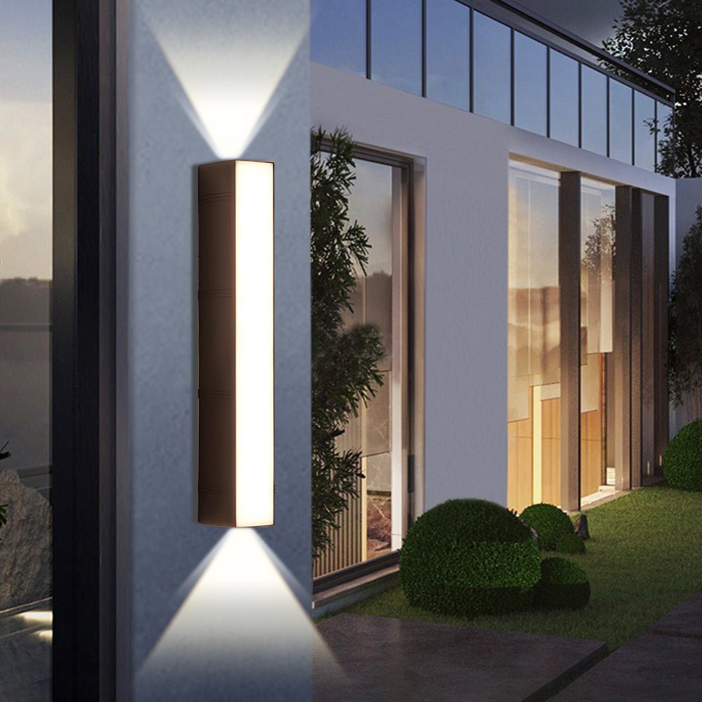 Modern Outdoor LED Wall Light in Black Aluminum