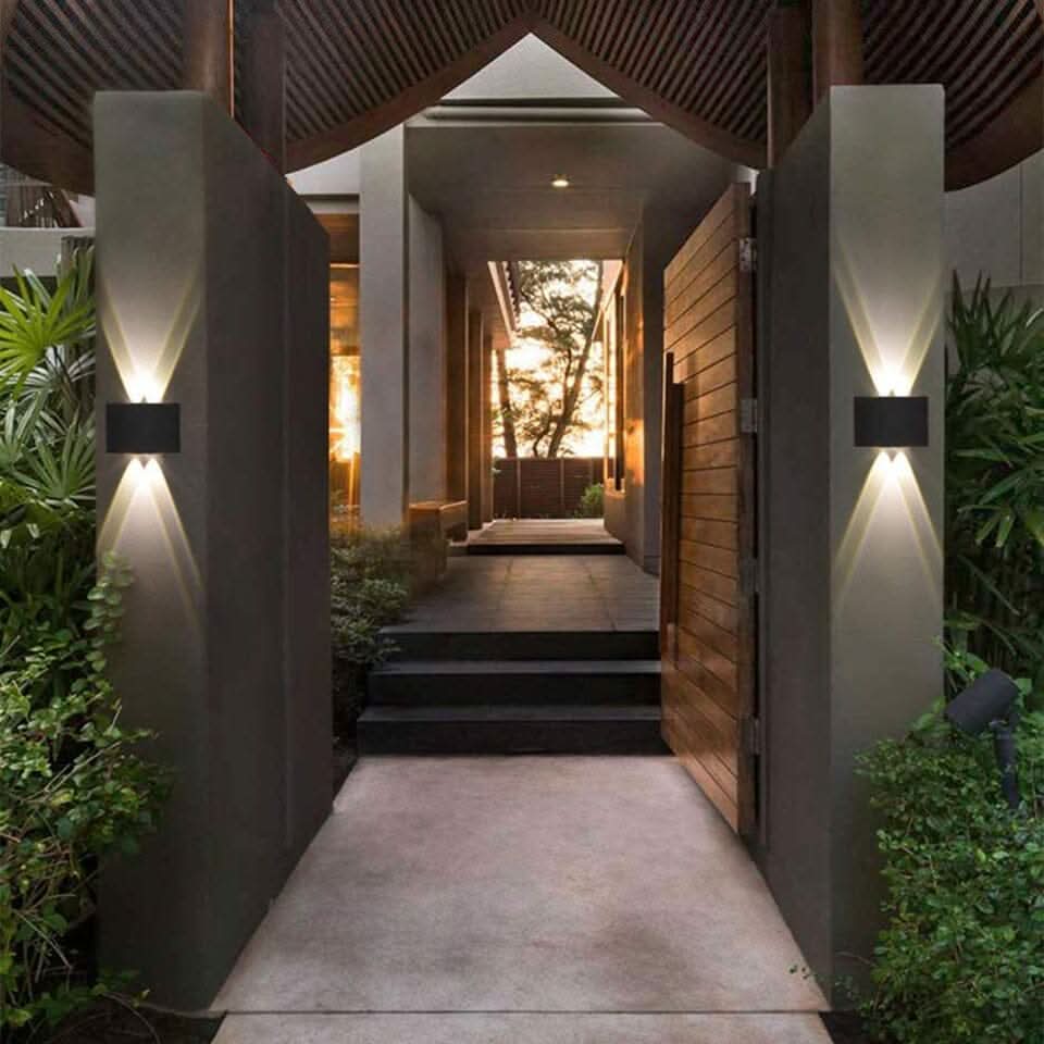 Outdoor LED Wall Light — Waterproof Aluminum Design
