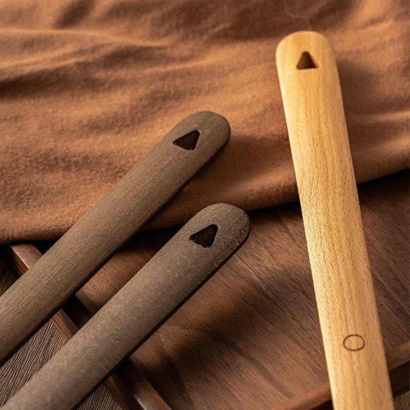 Long Solid Wood Shoehorn With Magnetic Holder