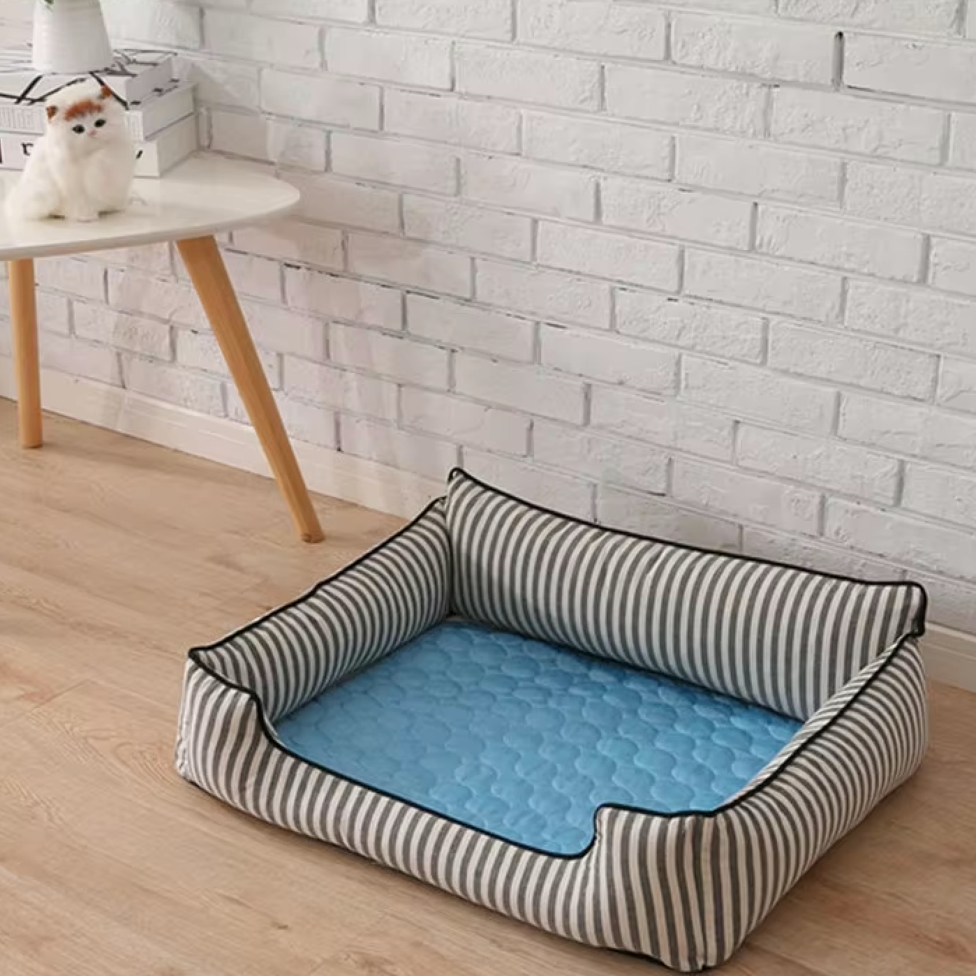 Self-Cooling Pet Mat — Summer Comfort Cushion