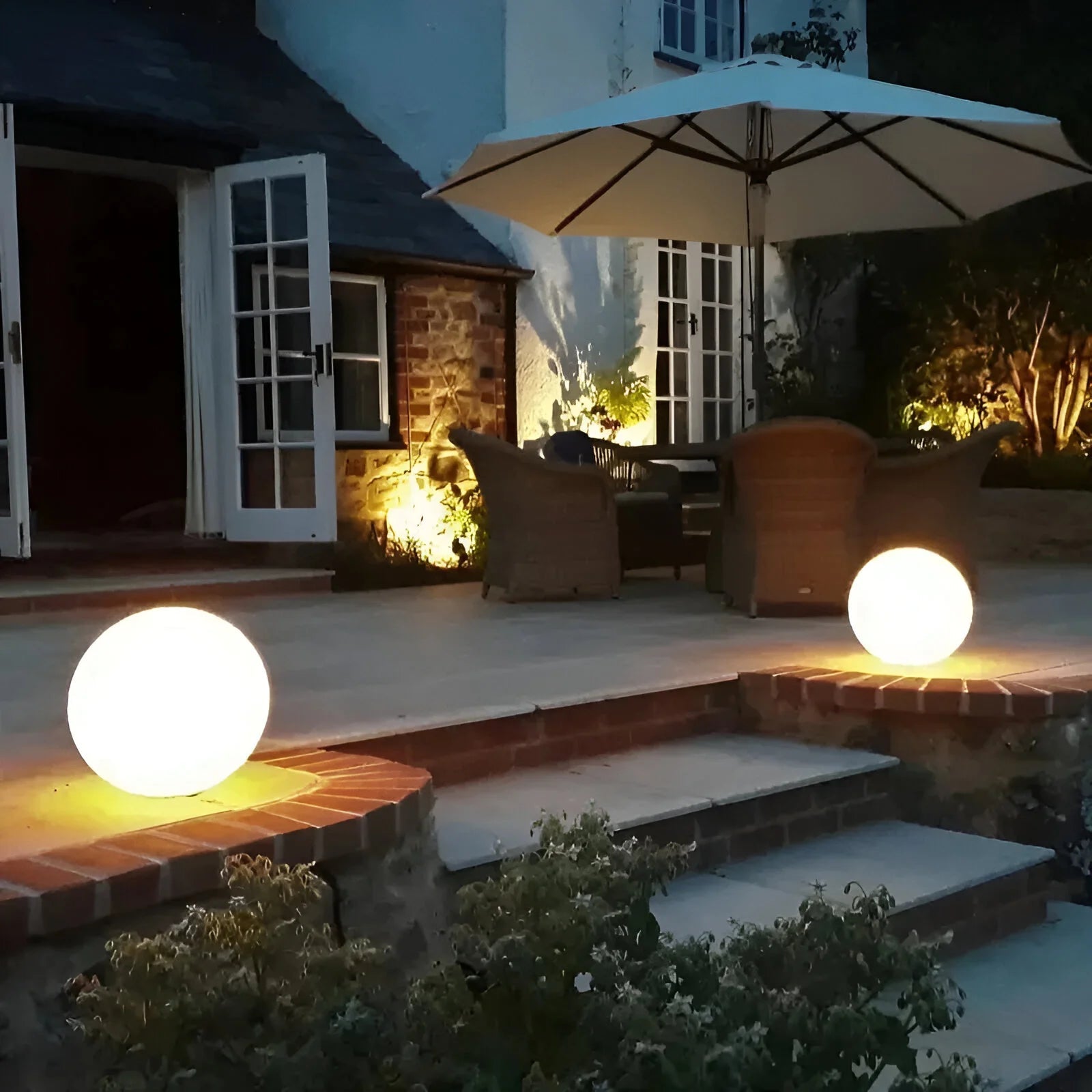 Rechargeable LED Globe Lamp — Color-Changing Glow