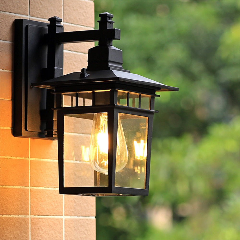 Vintage Outdoor Wall Lantern — Weatherproof IP65 Light