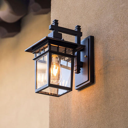 Vintage Outdoor Wall Lantern — Weatherproof IP65 Light