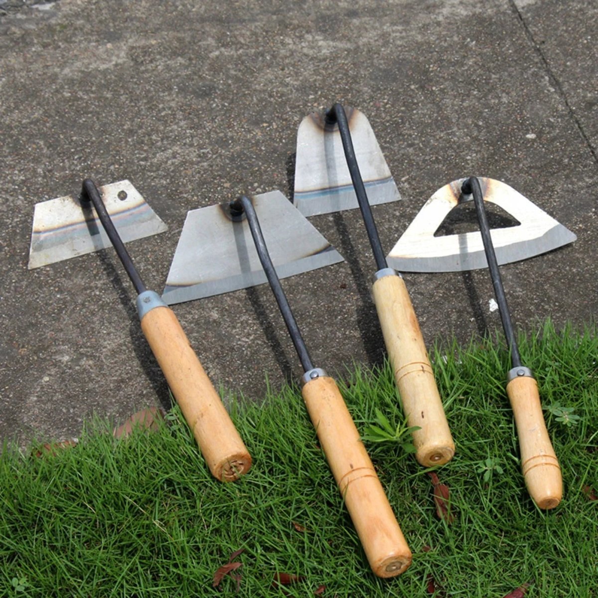 Multi-Use Garden Hoe — Carbon Steel Weeding Tool