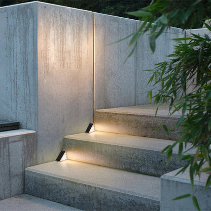 Solar Outdoor Lights — Automatic Wireless Glow