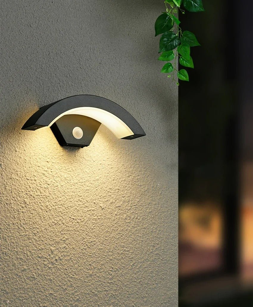 Outdoor LED Wall Light — Curved Motion Sensor Lamp IP65