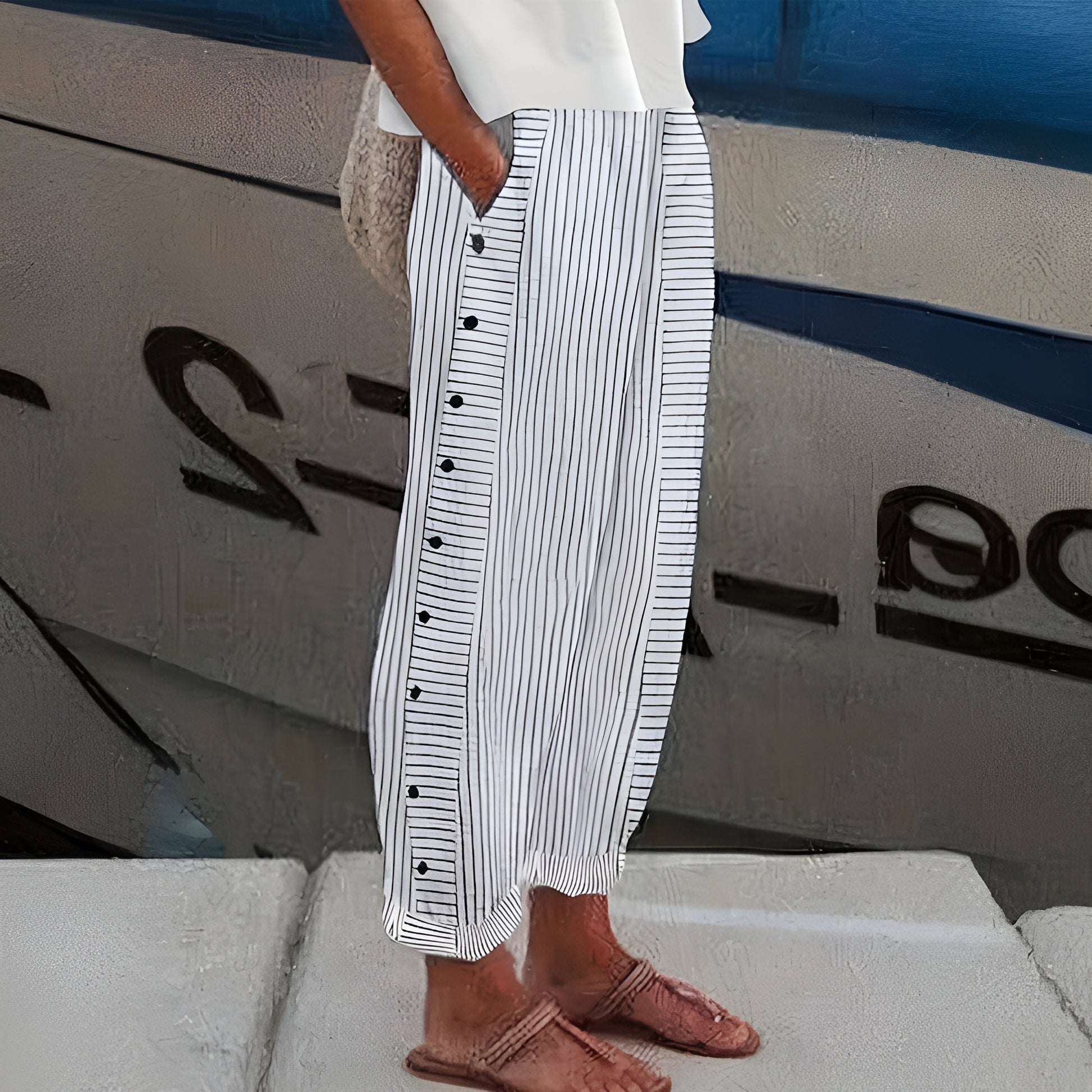 Comfy Straight Pants with Side Pockets
